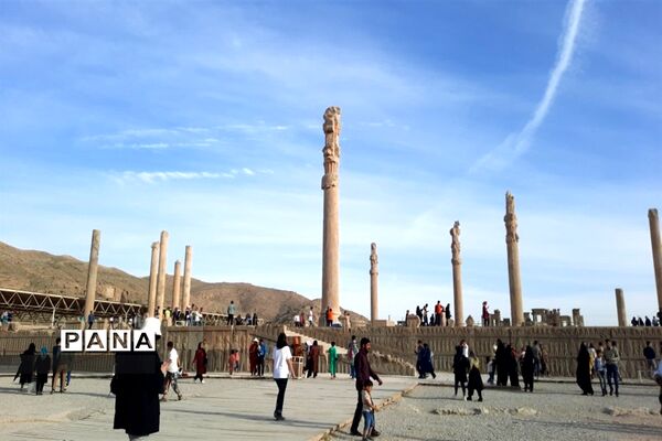 گردشگری در تخت جمشید