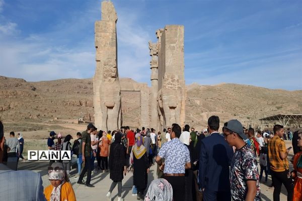 گردشگری در تخت جمشید