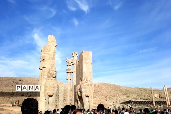 گردشگری در تخت جمشید