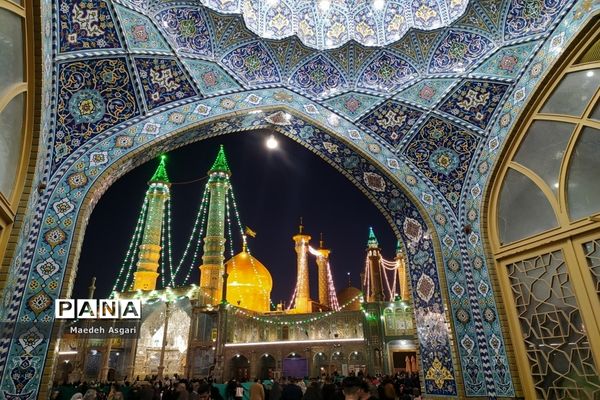 انس دلدادگان با حرم حضرت معصومه (س) و مسجد جمکران