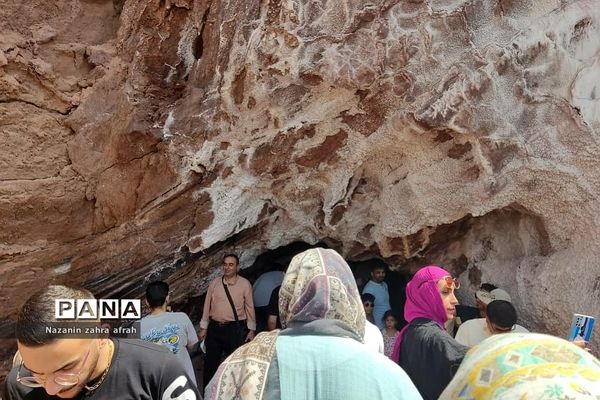 هرمز، نگین سرخ خلیج فارس