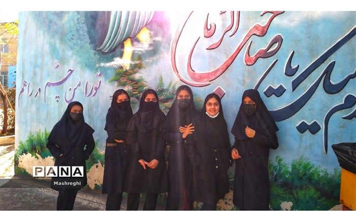 از این که مدارس به صورت حضوری برگزار می‌شود، خیلی خوشحال هستم + فیلم