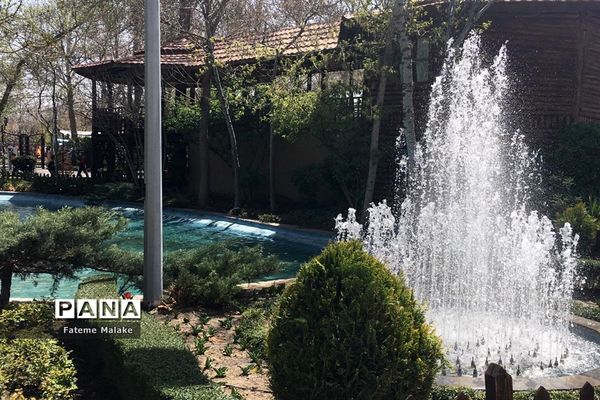 باغ گل‌های کرج