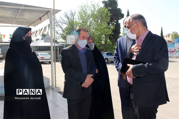 بازدید مدیر کل آموزش پرورش استان فارس از بازگشایی حضوری مدارس