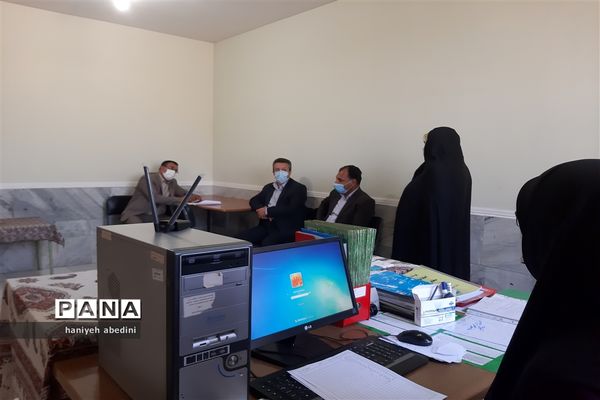 استقبال دانش‌آموزان دبیرستان سروش از بازگشایی حضوری مدارس
