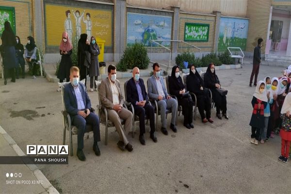 نواختن زنگ نمادین بازگشایی حضوری مدارس در شوش