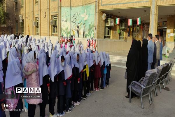 نواختن زنگ نمادین بازگشایی حضوری مدارس در شوش