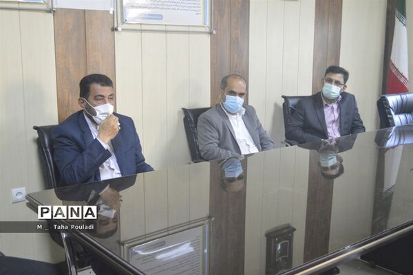 بازگشت به آموزش حضوری در دبیرستان شهید مصطفی خمینی بوشهر