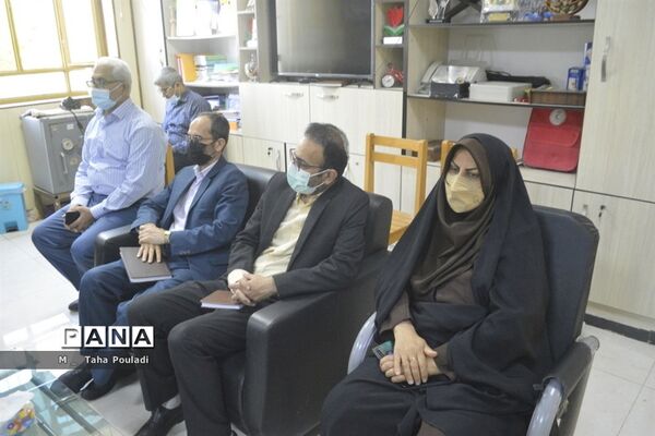 بازگشت به آموزش حضوری در دبیرستان شهید مصطفی خمینی بوشهر