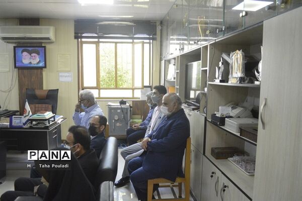 بازگشت به آموزش حضوری در دبیرستان شهید مصطفی خمینی بوشهر