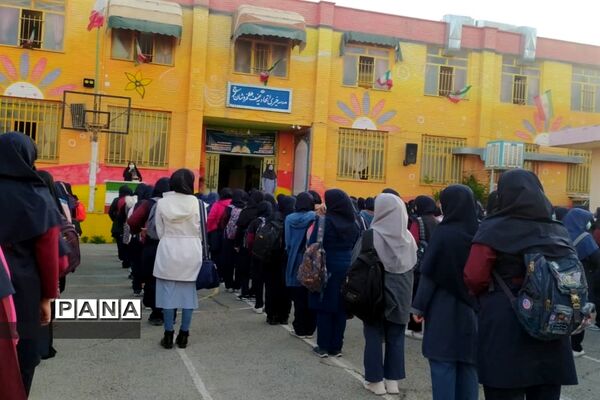 رنگ و بوی پاییزی با حضور دانش‌آموزان در مدارس