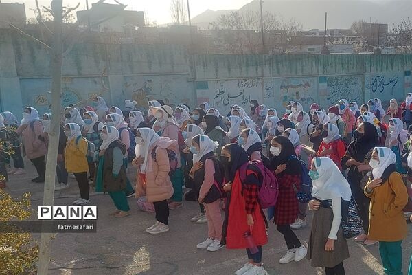 حضور حداکثری دانش‌آموزان در اولین روز آموزش حضوری در فیروزکوه