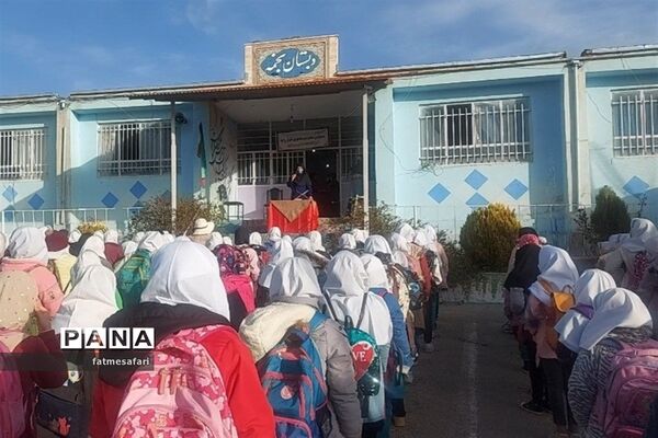 حضور حداکثری دانش‌آموزان در اولین روز آموزش حضوری در فیروزکوه