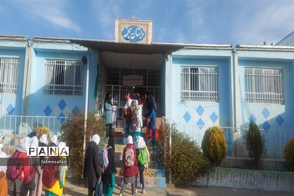 حضور حداکثری دانش‌آموزان در اولین روز آموزش حضوری در فیروزکوه