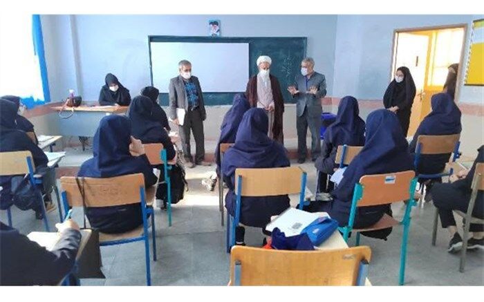 اظهار خرسندی مسئولان شهرستان جعفرآباد قم از روند برگزاری کلاس‌های حضوری