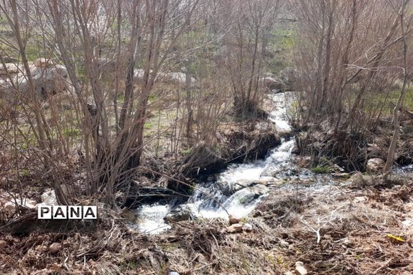 شهر «دستنا» در شروع بهار