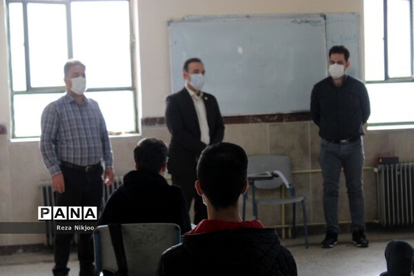 استقبال بی‌نظیر دانش‌آموزان بهارستانی از بازگشایی حضوری مدارس