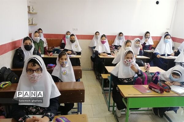 حضور پرشور دانش‌آموزان دماوند در مدارس