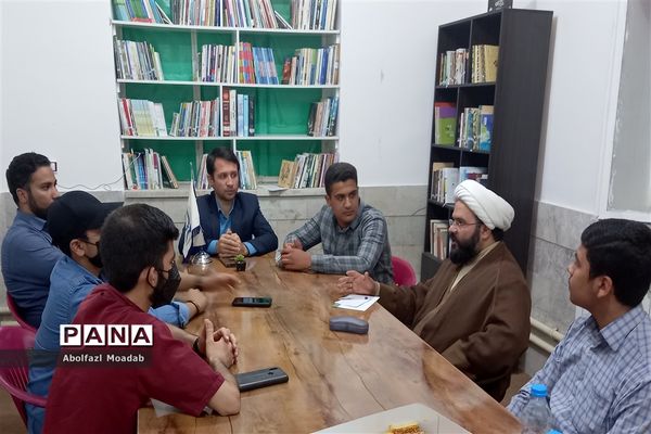 دیدار نماینده ترشیز با اعضای هیات رئیسه مجلس دانش‌آموزی پسران