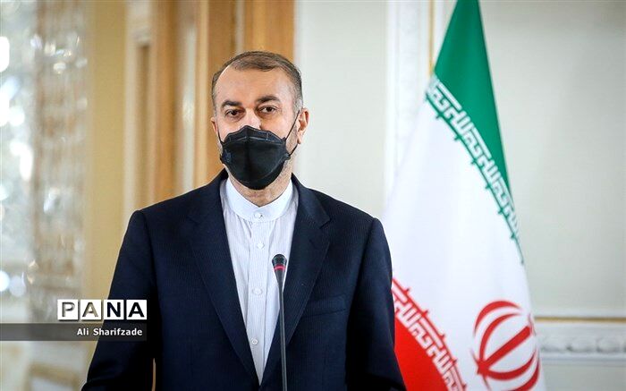وزیر امور خارجه: هرگز زیربار زیاده‌خواهی آمریکا نخواهیم رفت