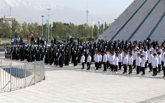 استمرار برنامه‌های گروه فرهنگی «ماح» ویژه دهه نودی‌ها