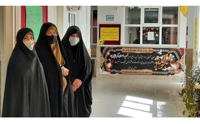 دیدار نوروزی مشاور امور بانوان آموزش و پرورش قم با خواهر شهید «کربلایی‌پور»