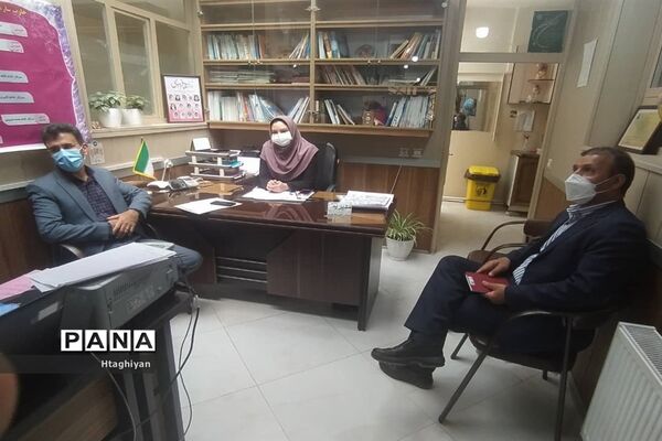 بازدید از مدارس ناحیه 5 استان اصفهان