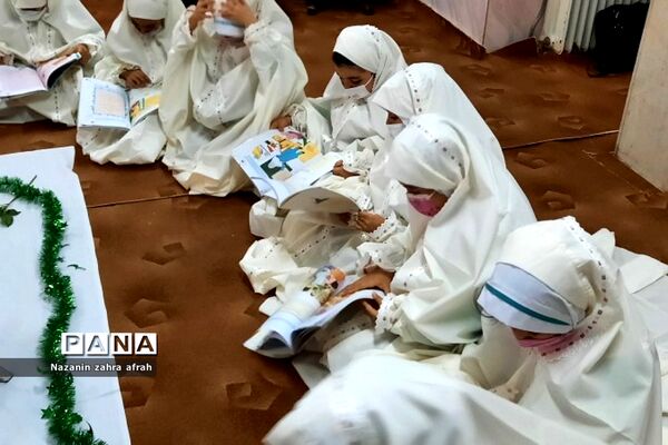 برگزاری محفل انس با قرآن در مجتمع آموزشی سما رودهن