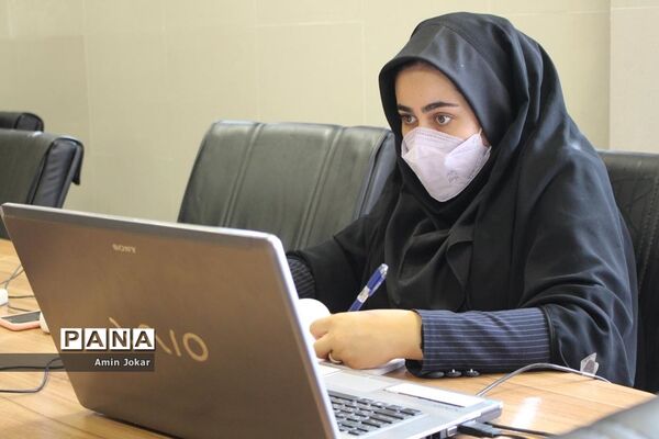 جلسه ویدئو کنفرانس مسئولان سازمان دانش‌آموزی استان فارس