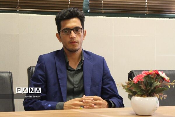 جلسه ویدئو کنفرانس مسئولان سازمان دانش‌آموزی استان فارس