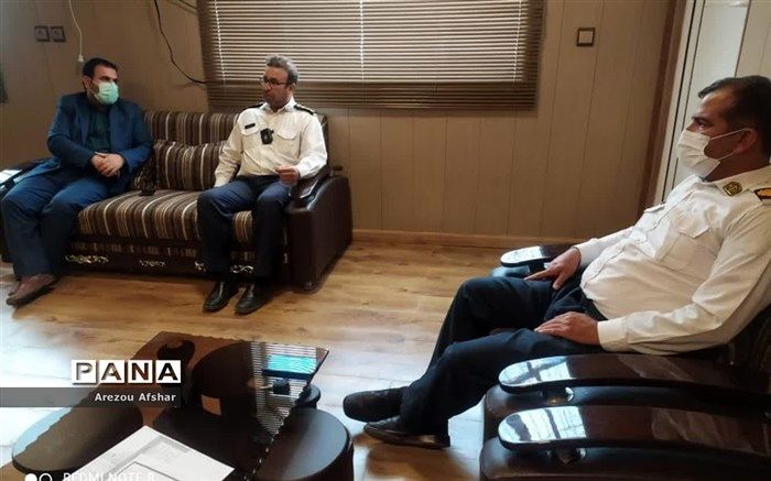 اجرای آموزش فرهنگ ترافیک و آگاه‌سازی دانش‌آموزان در مدارس بندر امام خمینی