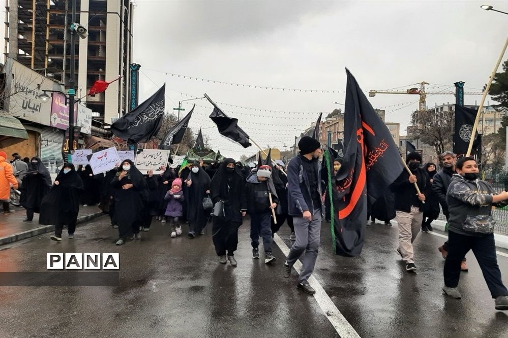 برگزاری بزرگداشت شهدای حرم رضوی در مدرسه شهید مطهری