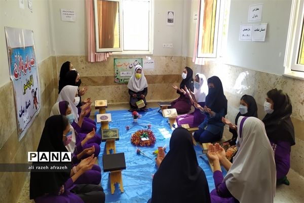 برگزاری محفل انس با قرآن درمدارس اندیمشک