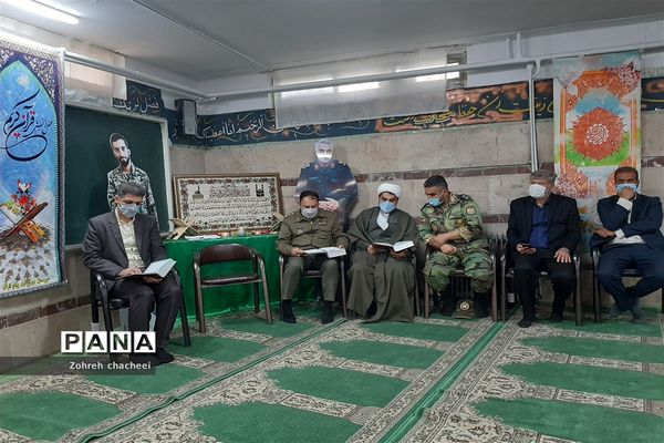 برگزاری محفل انس با قرآن کریم در منطقه ۱۱