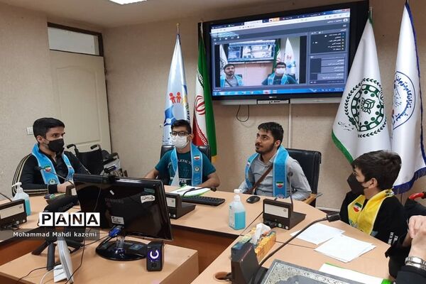 اولین مناظره دانش‌آموزان مدارس استثنایی با دانش‌آموزان منطقه ۱۳