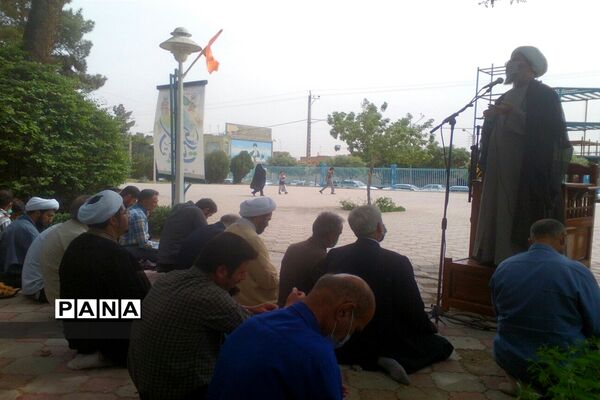 برپایی نماز باران در کاشمر