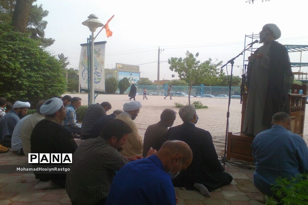 برپایی نماز باران در کاشمر