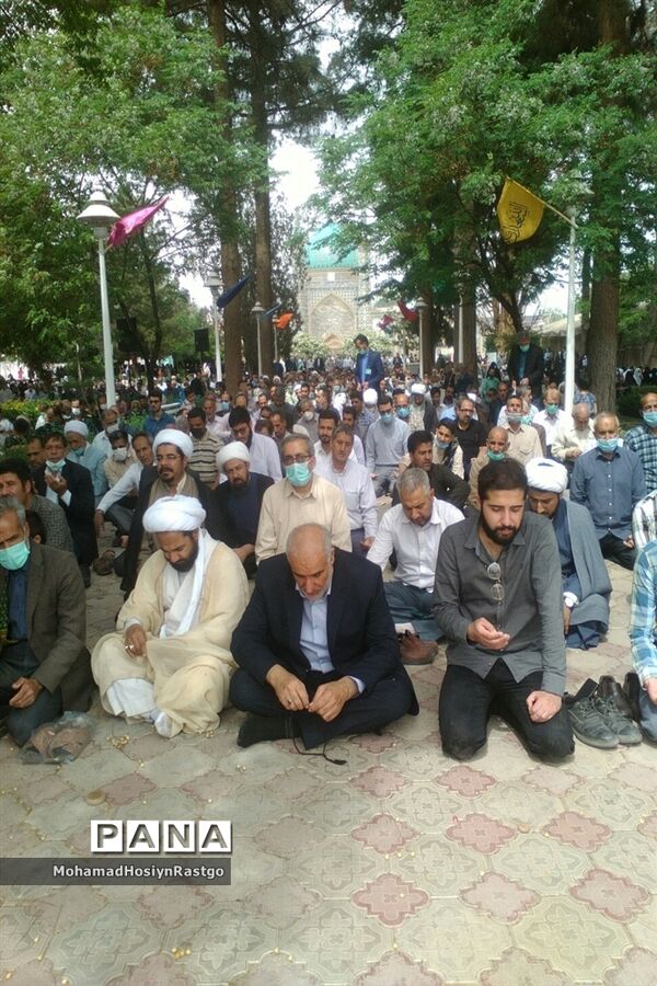برپایی نماز باران در کاشمر