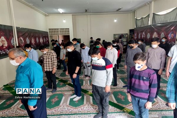 برگزاری نماز جماعت با بازگشایی مجدد مدارس