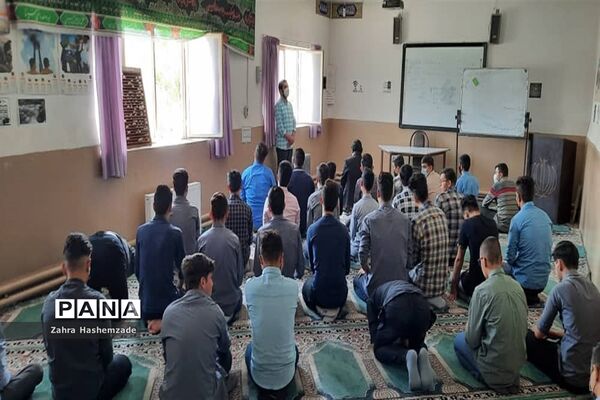 برگزاری نماز جماعت با بازگشایی مجدد مدارس
