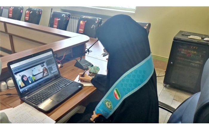 درخشش تیم مناظره دختران منطقه ٧