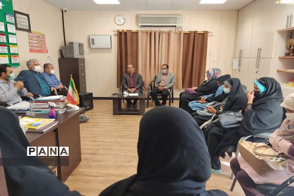 برگزاری کارگاه‌های توانمند‌سازی دانش‌آموزان در مدارس آسیب‌پذیر شهرستان امیدیه