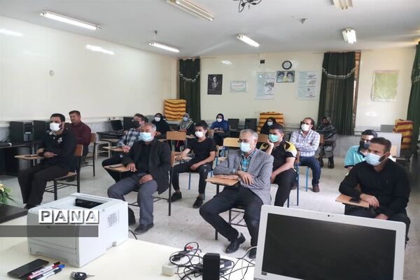 برگزاری کارگاه‌های توانمند‌سازی دانش‌آموزان در مدارس آسیب‌پذیر شهرستان امیدیه