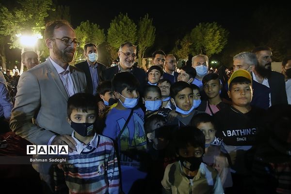 ضیافت افطاری با کودکان شهر