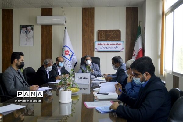 جلسه میز خدمت منطقه آموزش و پرورش دلوار با معاونت پرورشی و فرهنگی
