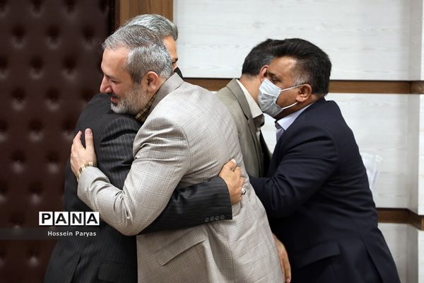 مراسم تکریم و معارفه سرپرست قائم‌مقام معاون وزیر در سازمان دانش‌آموزی