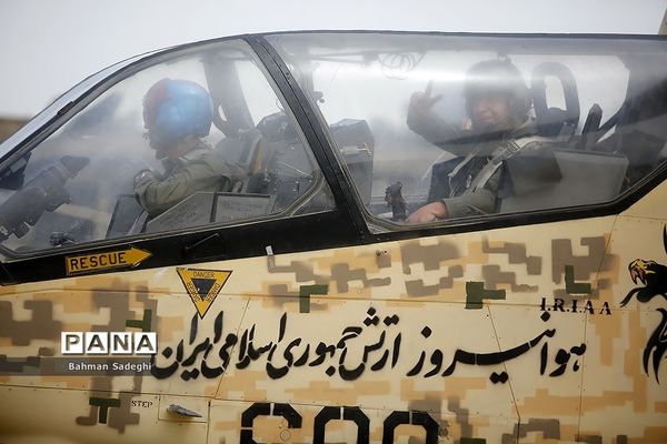 تمرین رژه بالگردی هوانیروز ارتش