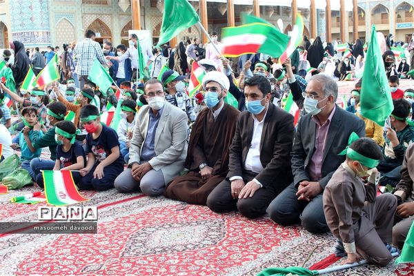 اجتماع بزرگ روزه اولی‌ها و روزه کله‌‍ گنجشکی‌های استان فارس