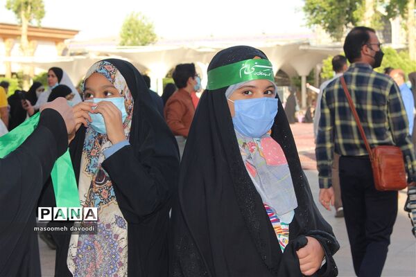 اجتماع بزرگ روزه اولی‌ها و روزه کله‌‍ گنجشکی‌های استان فارس
