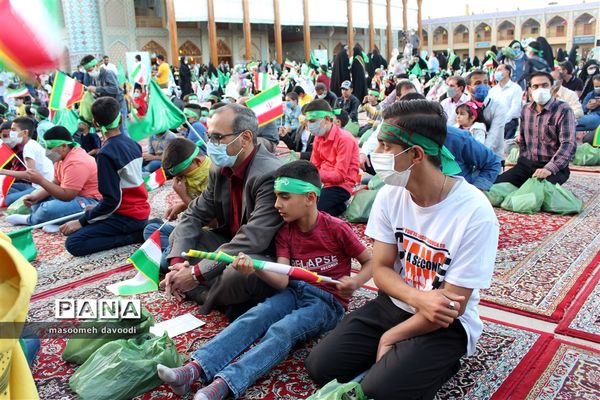 اجتماع بزرگ روزه اولی‌ها و روزه کله‌‍ گنجشکی‌های استان فارس